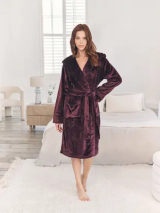 CHELSEA PEERS | Peignoir | 